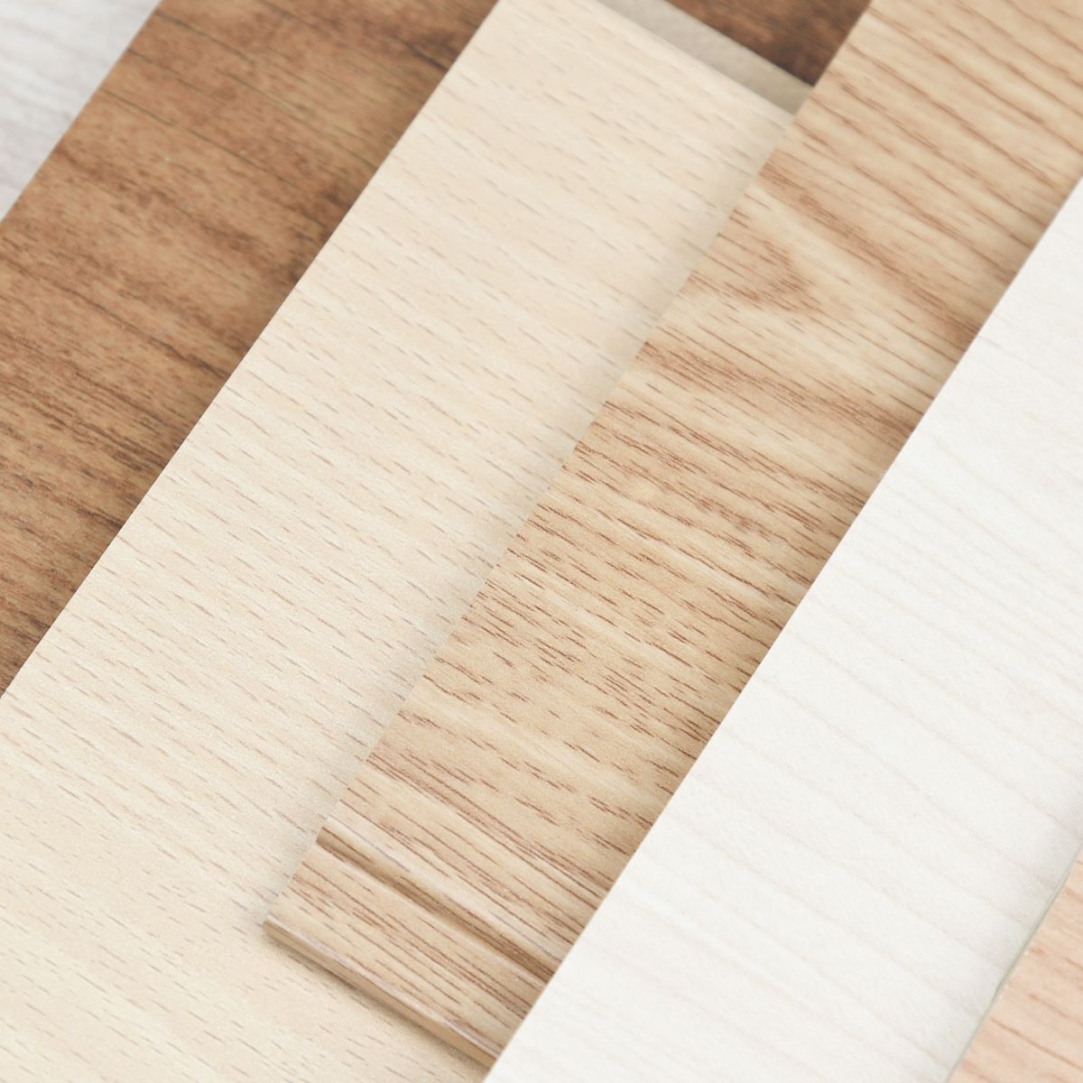 detalle frisos sintéticos 