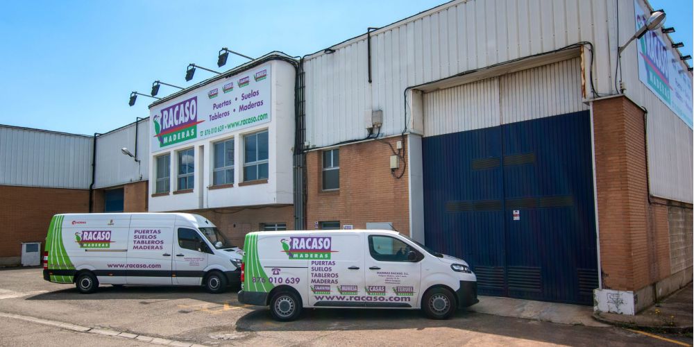 Fachada nave Maderas Racaso Zaragoza